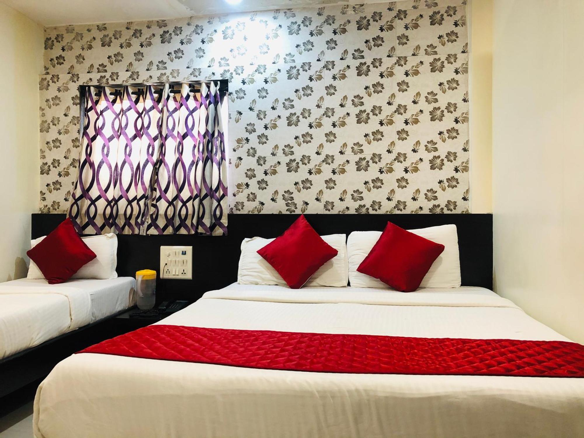 Hotel Guestinn Residency Мумбаи Экстерьер фото