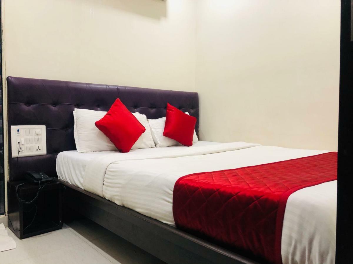 Hotel Guestinn Residency Мумбаи Экстерьер фото