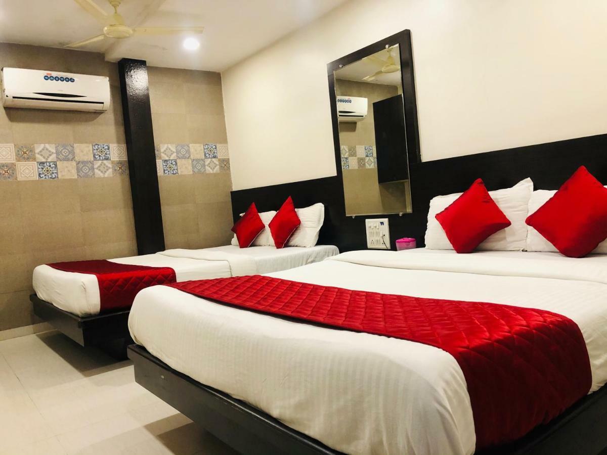 Hotel Guestinn Residency Мумбаи Экстерьер фото