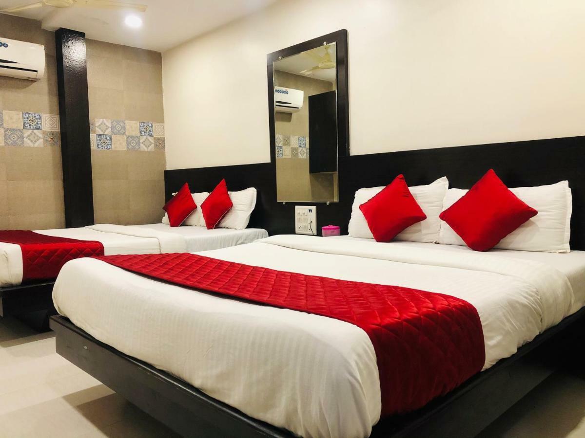Hotel Guestinn Residency Мумбаи Экстерьер фото
