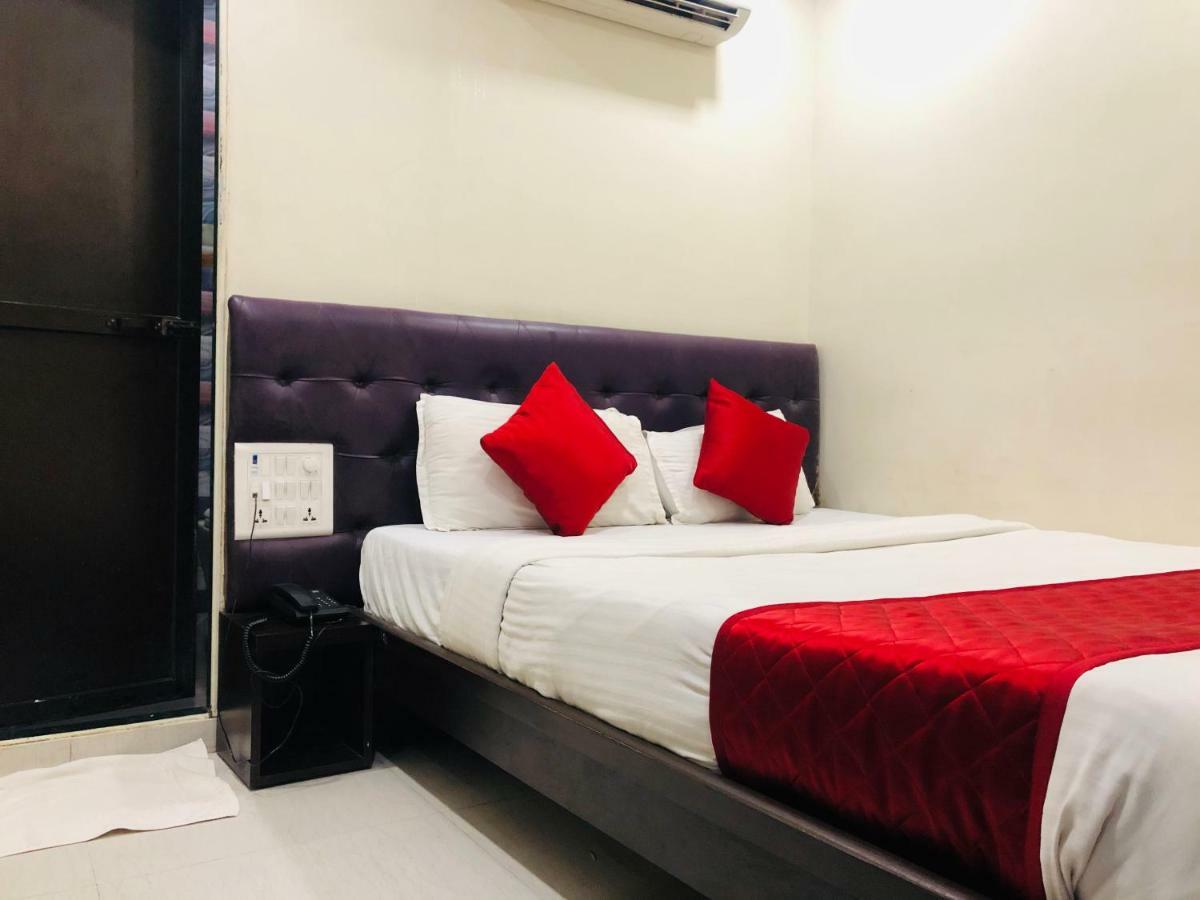 Hotel Guestinn Residency Мумбаи Экстерьер фото