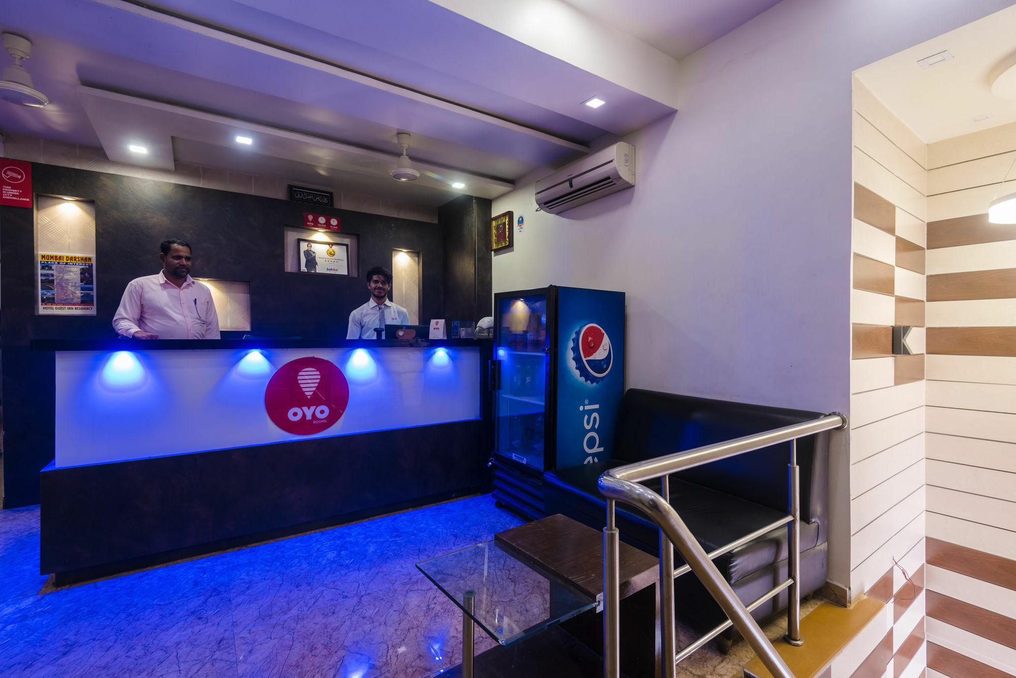 Hotel Guestinn Residency Мумбаи Экстерьер фото